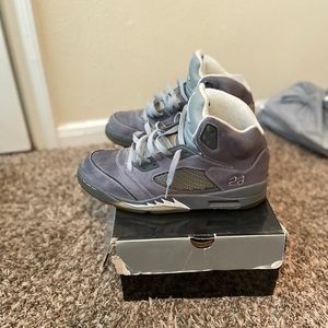 Air Jordan wolf grey 5s